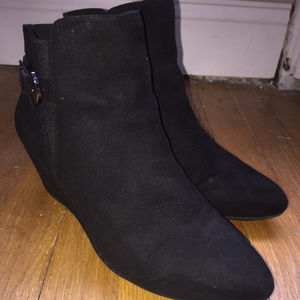 Anne Klein Black Suede Boots Size 10
